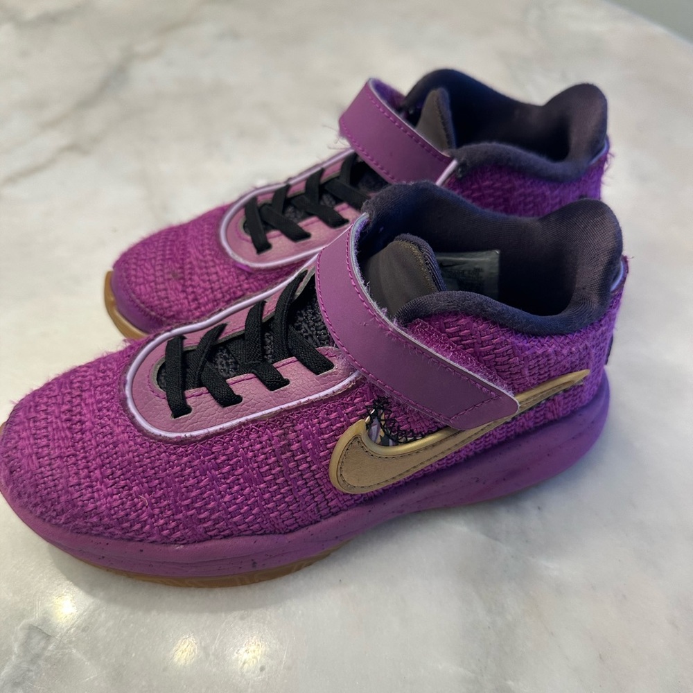 Nike LeBron James Purple Basketball Sneakers, Size 1